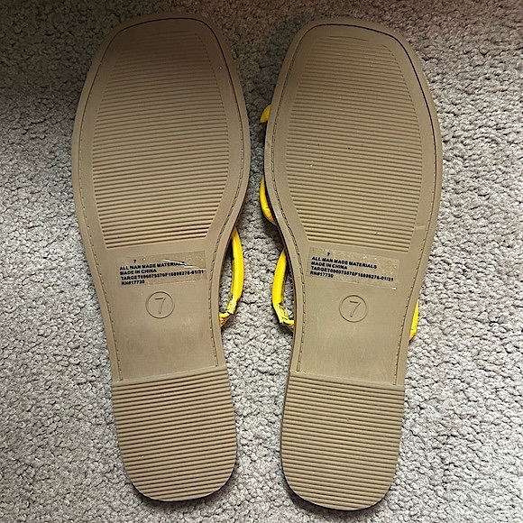 NWOT Wren triple strap sandals - Picture 4 of 10